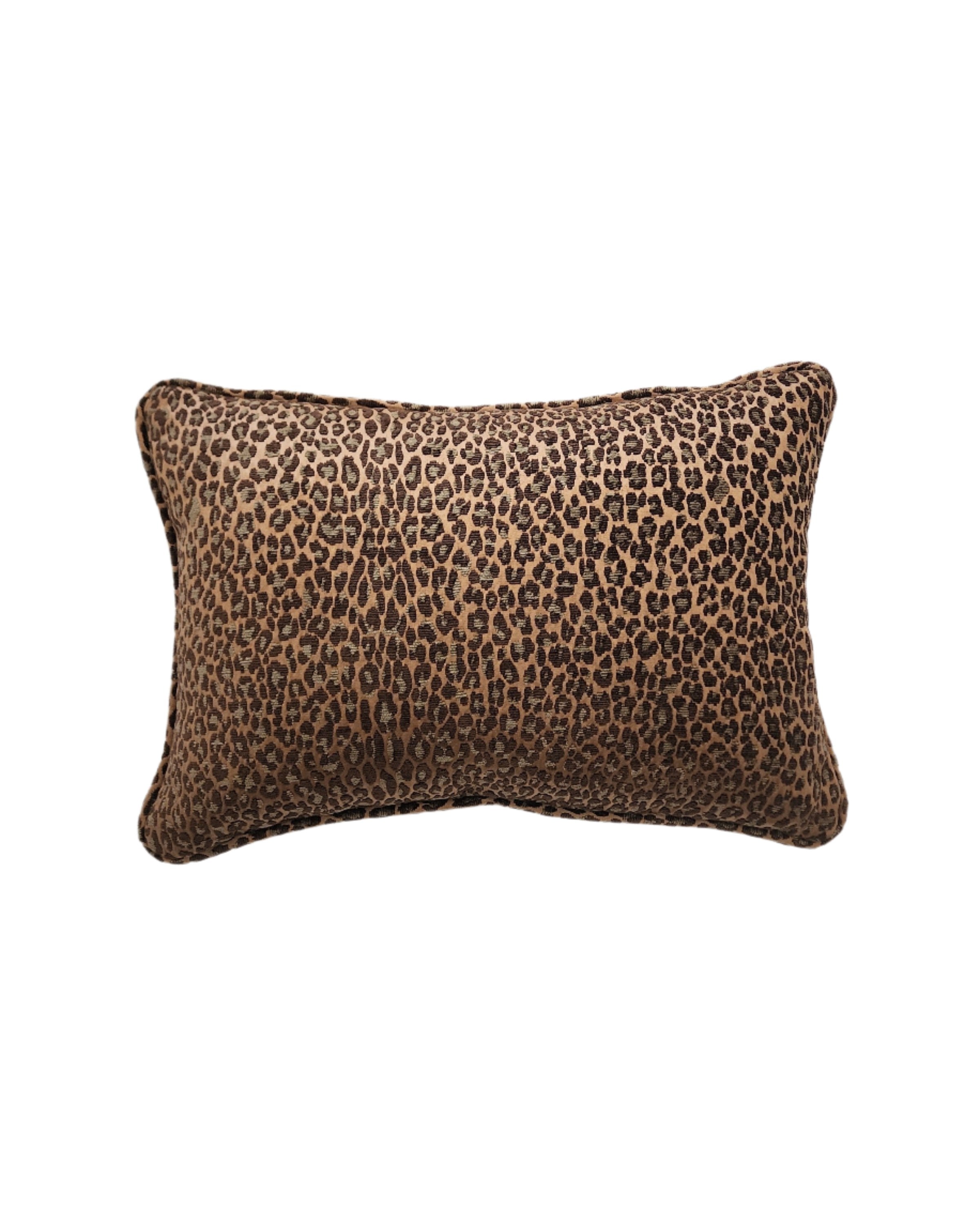 Catherine Martin leopardo Copper cushion