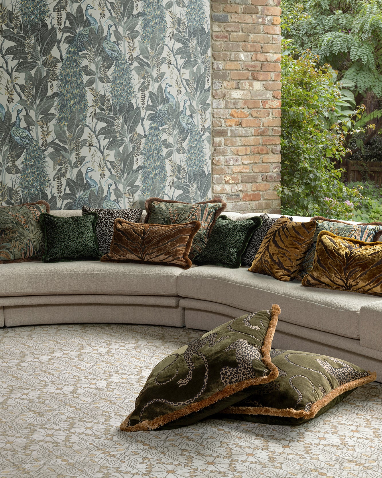 TREE OF LIFE SAHARA AXMINSTER CARPET